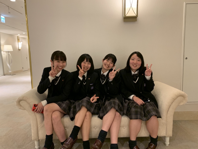 東京